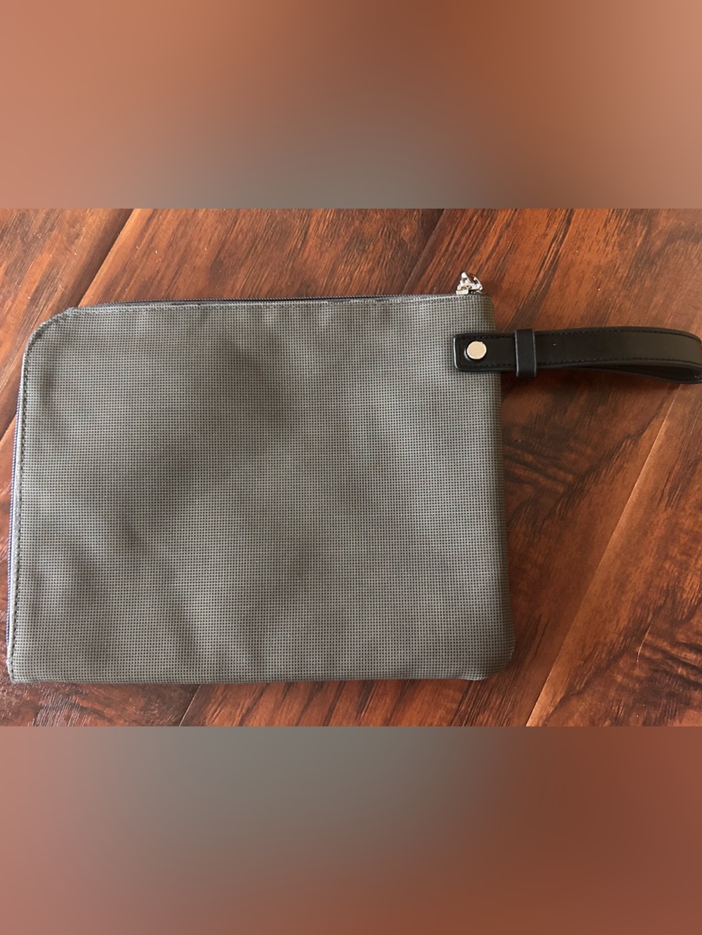 Salvatore Ferragamo Parfums IPAD Padded CASE NWOT - Picture 3 of 7